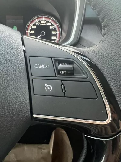 Mitsubishi Xpander CROSS PREMIUM XPANDER CROSSE-12