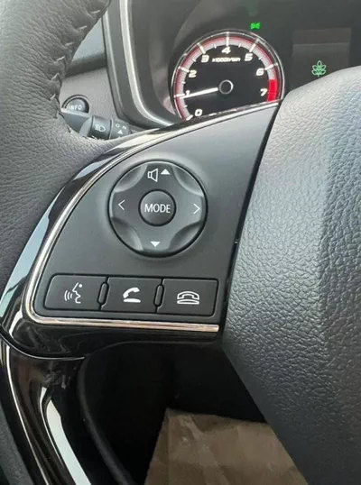 Mitsubishi Xpander CROSS PREMIUM XPANDER CROSSE-7