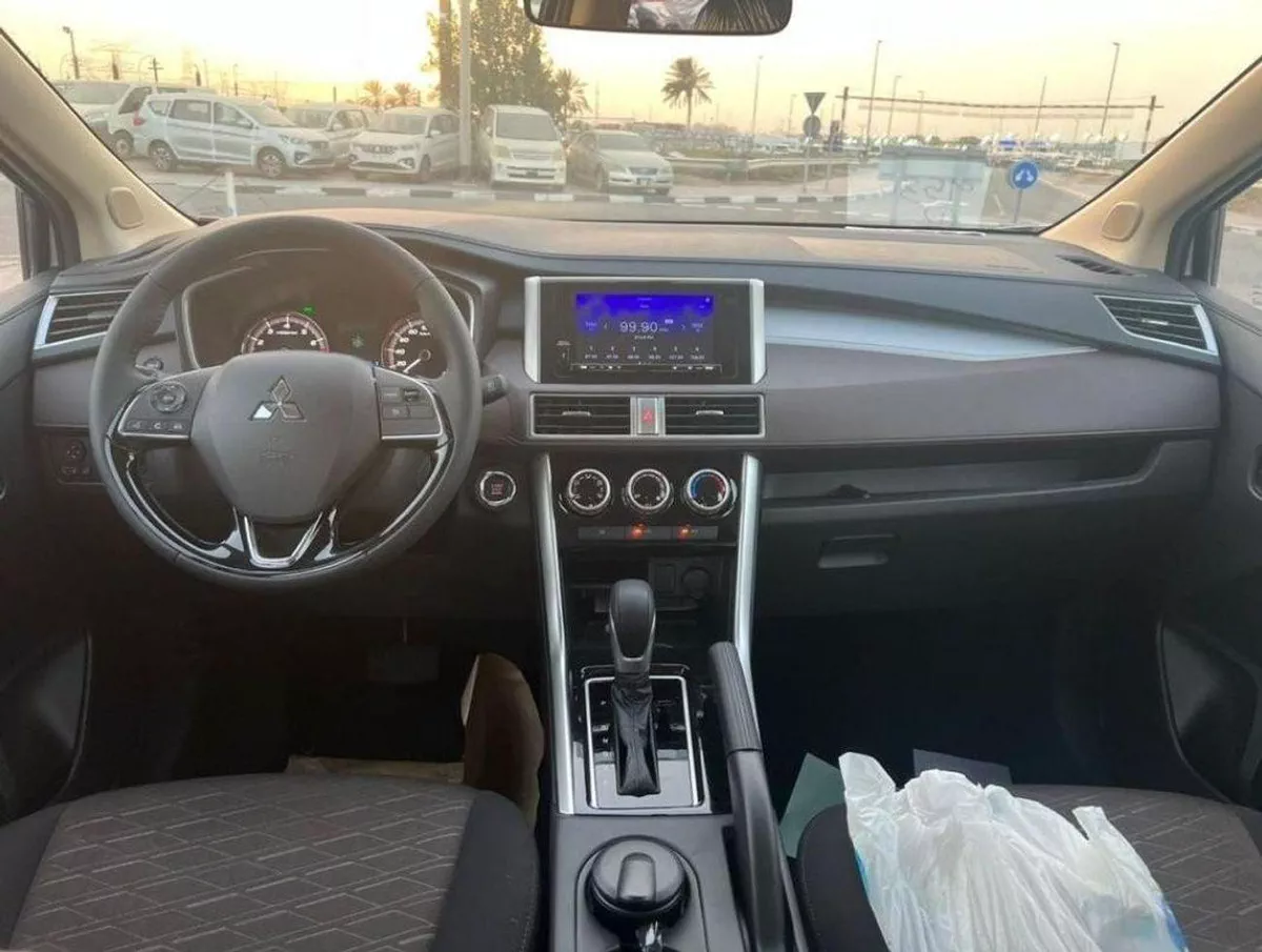 Mitsubishi Xpander CROSS PREMIUM XPANDER CROSSE-13-0