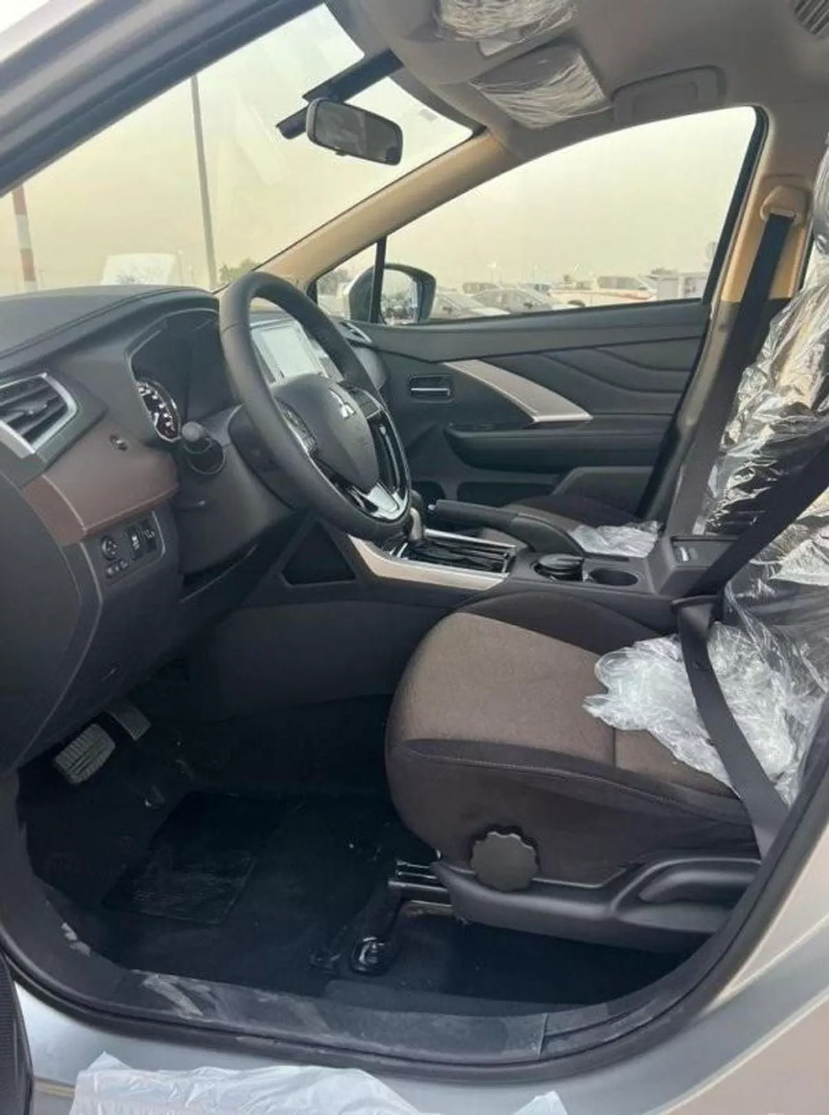 Mitsubishi Xpander CROSS PREMIUM XPANDER CROSSE-14-0