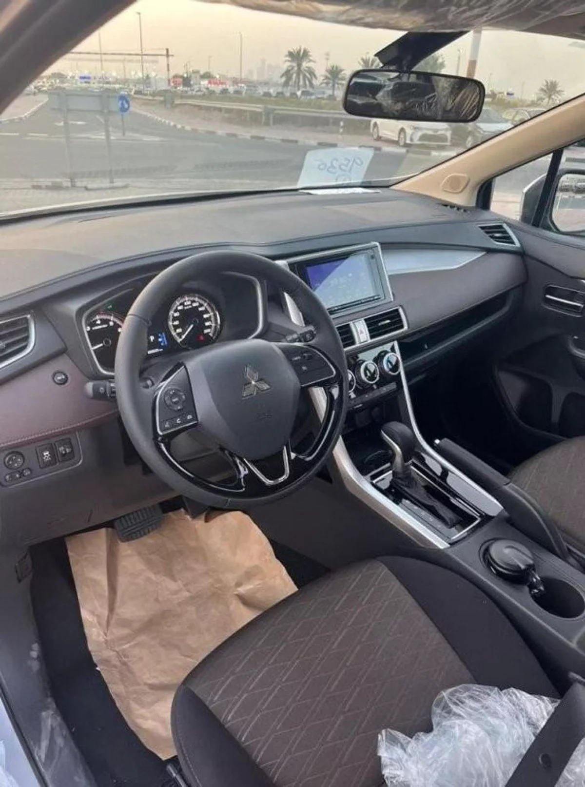 Mitsubishi Xpander CROSS PREMIUM XPANDER CROSSE-17-0
