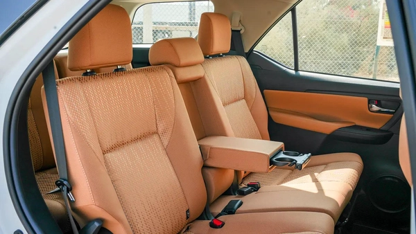 2026 Toyota Fortuner GX 2.7L AT Petrol 4WD
