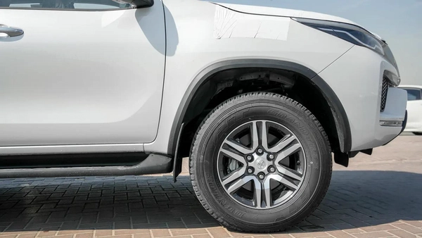 2026 Toyota Fortuner GX 2.7L AT Petrol 4WD
