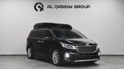 Kia Carnival-0