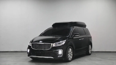 Kia Carnival-2
