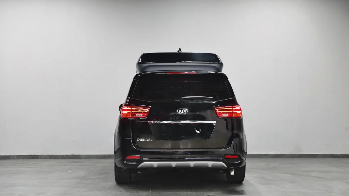 Kia Carnival-4-4