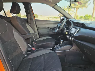 Nissan Kicks SL 2019 GCC - Pristine Condition With Low KM {ORIGINAL PAINT} Perfect Family SUV-8