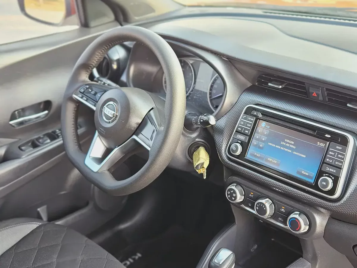 Nissan Kicks SL 2019 GCC - Pristine Condition With Low KM {ORIGINAL PAINT} Perfect Family SUV-14-14