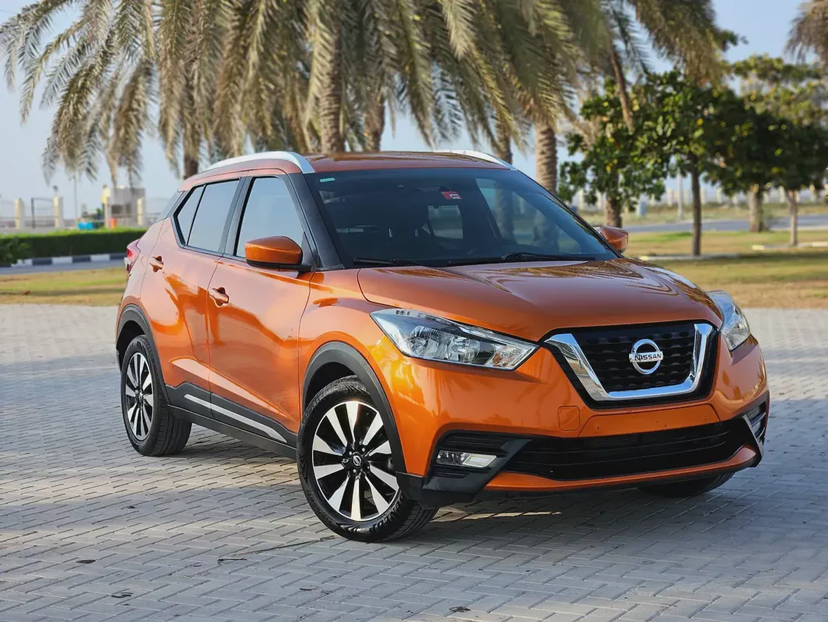 Nissan Kicks SL 2019 GCC - Pristine Condition With Low KM {ORIGINAL PAINT} Perfect Family SUV-3-3