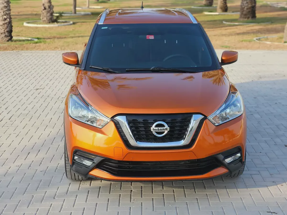 Nissan Kicks SL 2019 GCC - Pristine Condition With Low KM {ORIGINAL PAINT} Perfect Family SUV-6-6