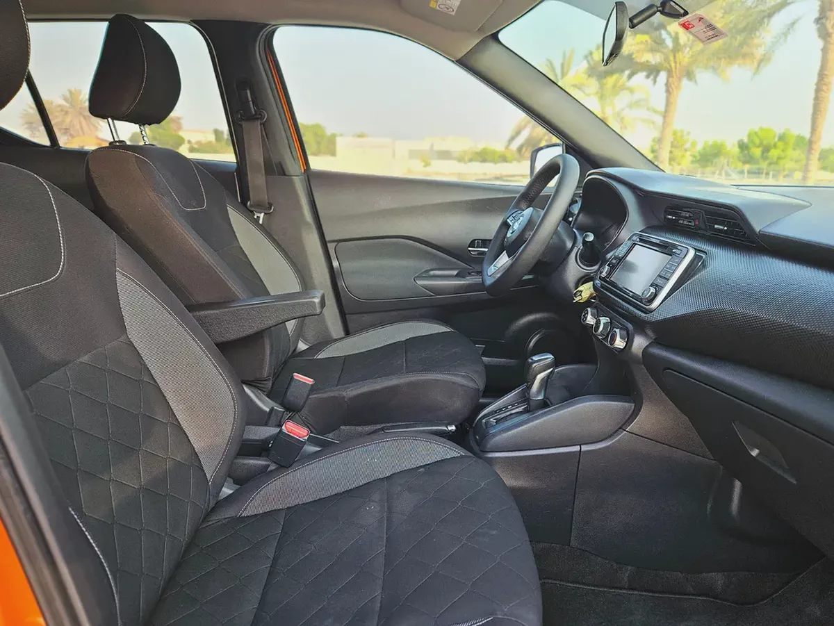 Nissan Kicks SL 2019 GCC - Pristine Condition With Low KM {ORIGINAL PAINT} Perfect Family SUV-8-8