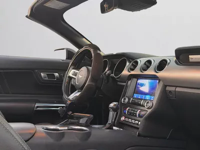 FORD MUSTANG CONVERTIBLE | 2.3L TURBO | 2022-10