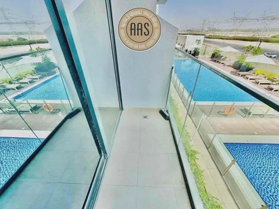 Pool view ••hot offer •• good layout •• kitchen appliances-3