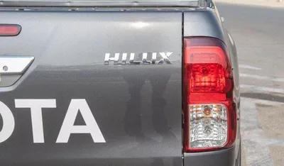 Toyota Hilux SGLX TOYOTA HILUX 2.4L MID OPTION A/T MY2025 FOR EXPORT-7
