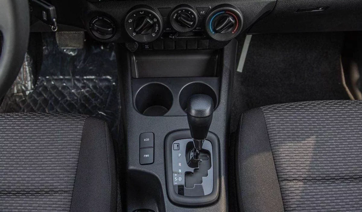 Toyota Hilux SGLX TOYOTA HILUX 2.4L MID OPTION A/T MY2025 FOR EXPORT-12-0