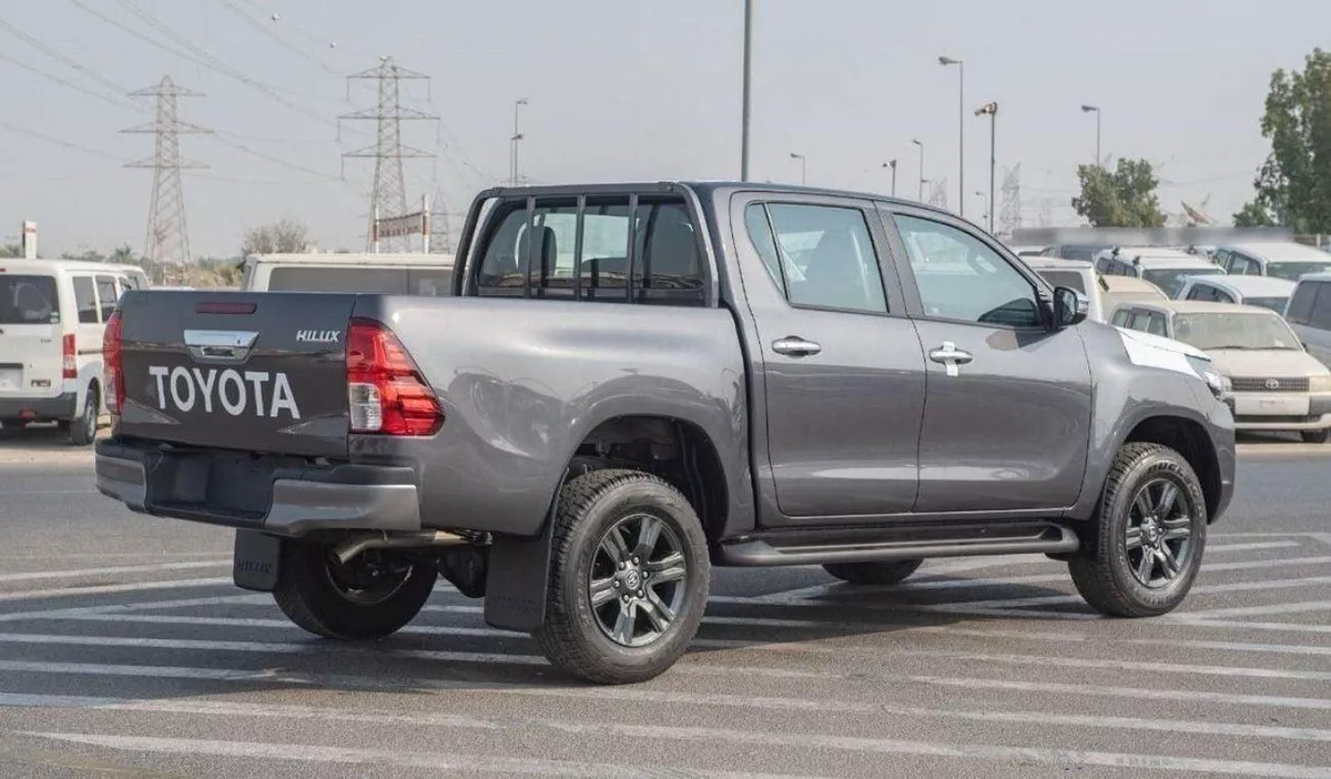 Toyota Hilux SGLX TOYOTA HILUX 2.4L MID OPTION A/T MY2025 FOR EXPORT-1-0