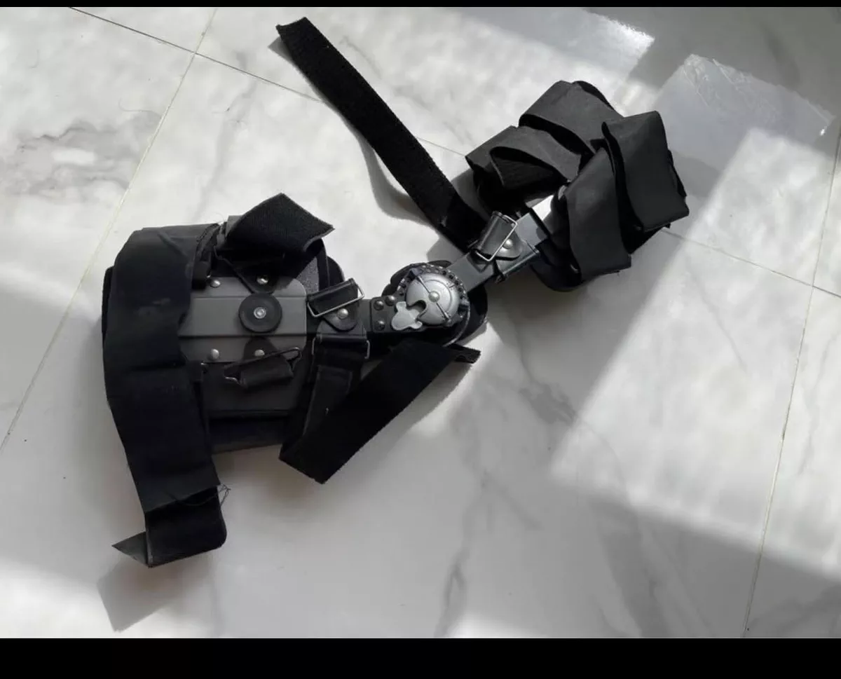 Adjustable Hinged ROM Knee Brace