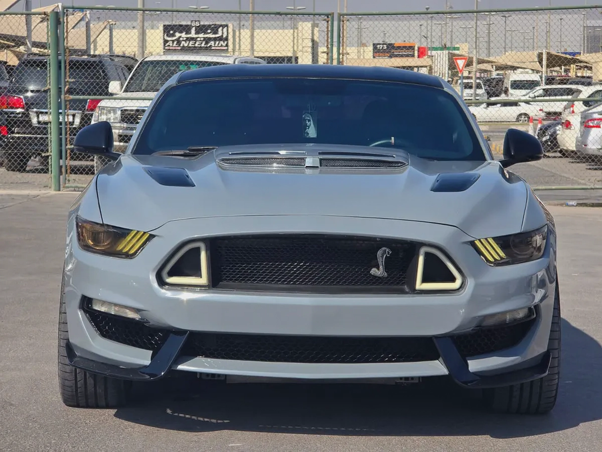 فورد موستانج 2015 مواصفات خليجية GT بحالة جيدة-3-3