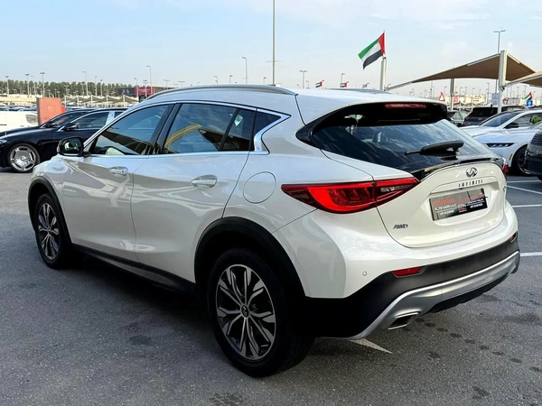 Infiniti QX30 Luxe 2019 - Korean Specs - Excellent Condition