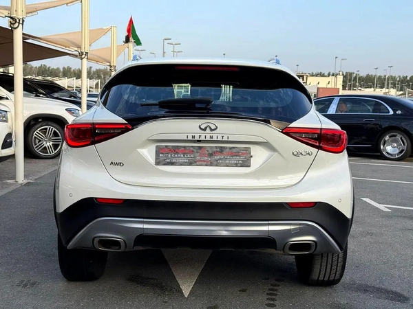 Infiniti QX30 Luxe 2019 - Korean Specs - Excellent Condition