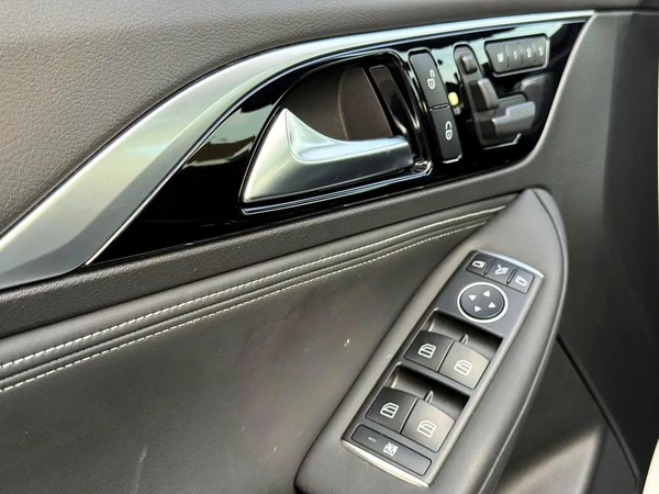 Infiniti QX30 Luxe 2019 - Korean Specs - Excellent Condition