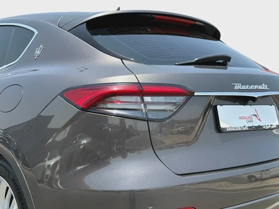 AED 2,240 P.M | 0% DOWN PAYMENT | MASERATI LEVANTE GT | 2.0L MILD HYBRID AWD | 2022 | GCC SPECS-9