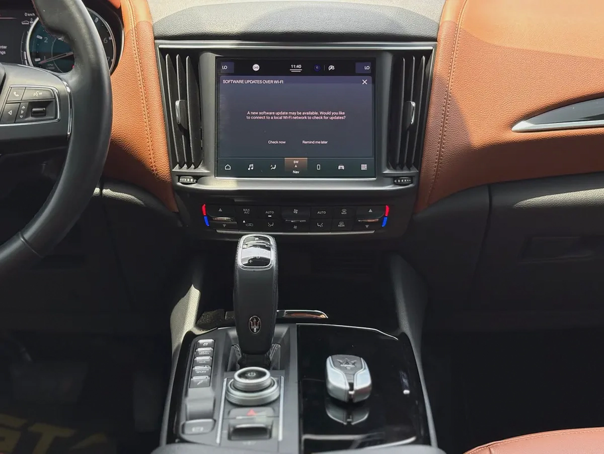 AED 2,240 P.M | 0% DOWN PAYMENT | MASERATI LEVANTE GT | 2.0L MILD HYBRID AWD | 2022 | GCC SPECS