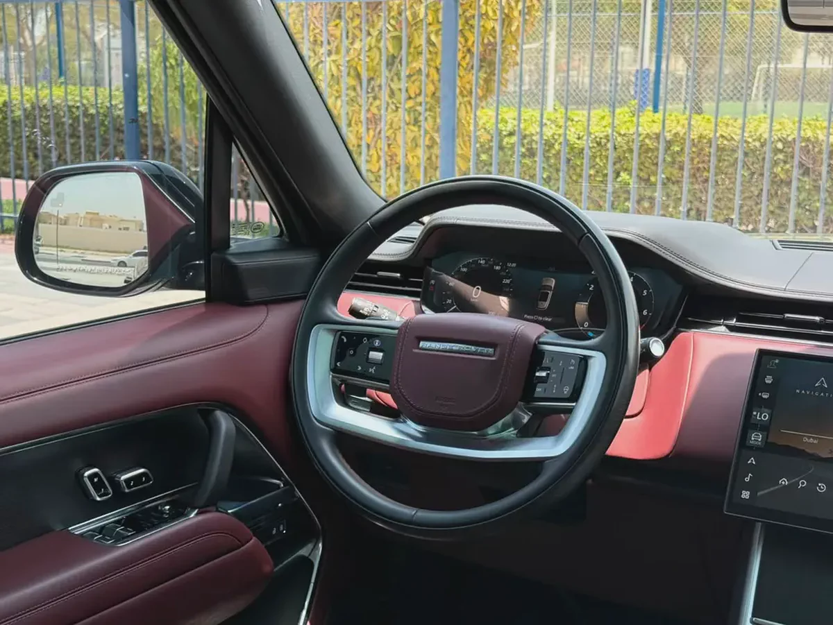2025 Range Rover HSE P400-Full option-Under Warranty and Service Contract-Bank Finance Available-10-10