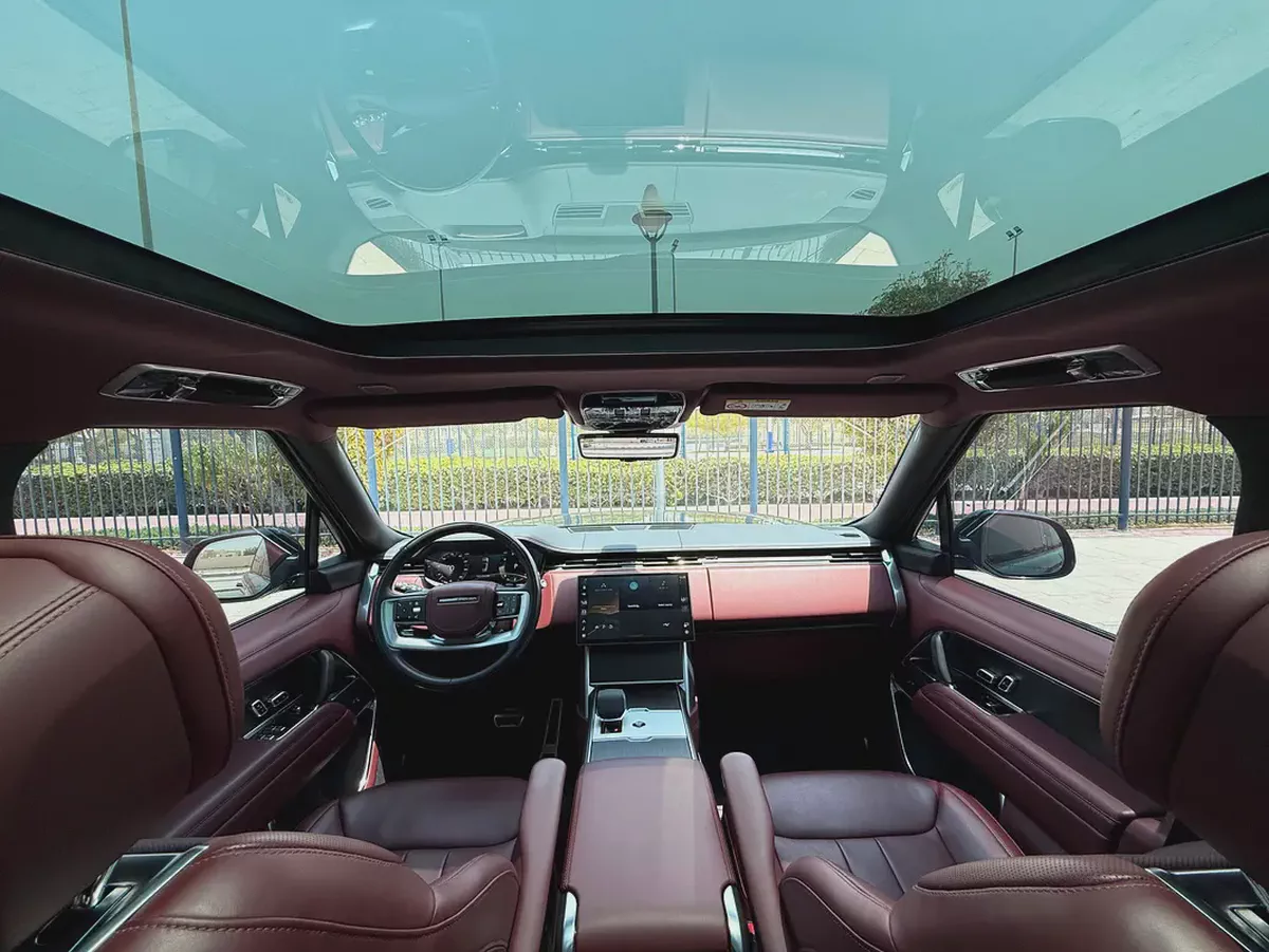 2025 Range Rover HSE P400-Full option-Under Warranty and Service Contract-Bank Finance Available-12-12