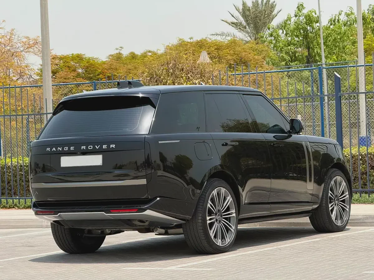 2025 Range Rover HSE P400-Full option-Under Warranty and Service Contract-Bank Finance Available-6-6