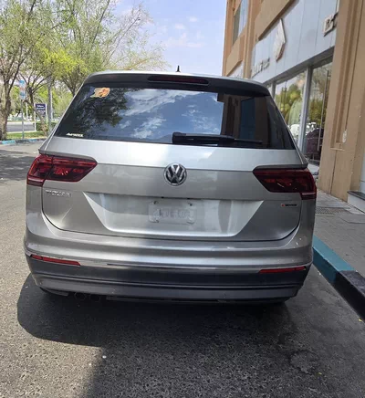 VOLKSWAGEN TIGUAN SEL-2
