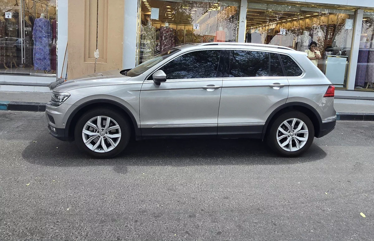 VOLKSWAGEN TIGUAN SEL-1-1