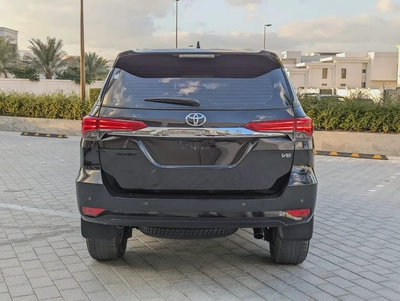 TOYOTA FORTUNER 2022 GXR V6 4.0L GCC IN EXCELLENT CONDITION-16