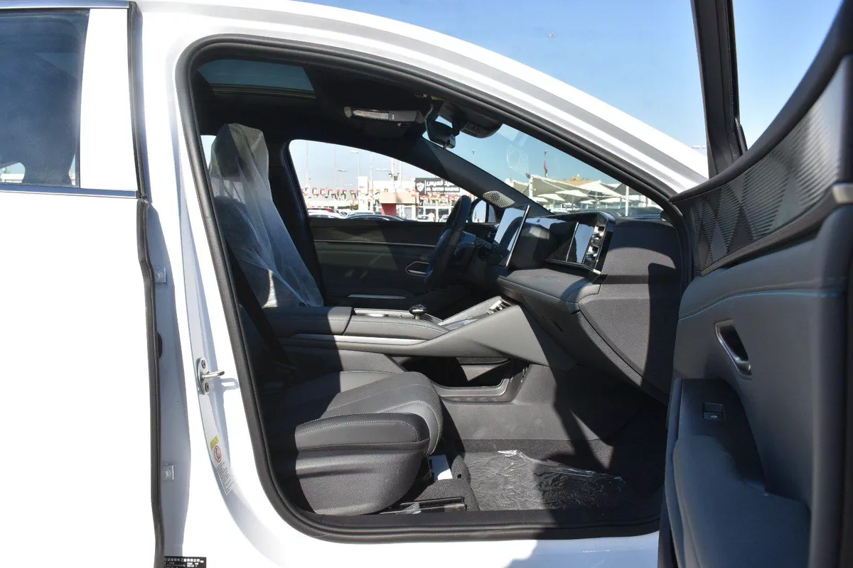 BYD QIN-L 2025 | WHITE-17-17