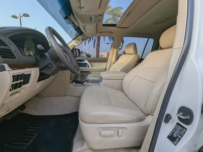 Toyota Land Cruiser 2018 GXR Top Full Option | GCC Specs | V8 4.6L |-4