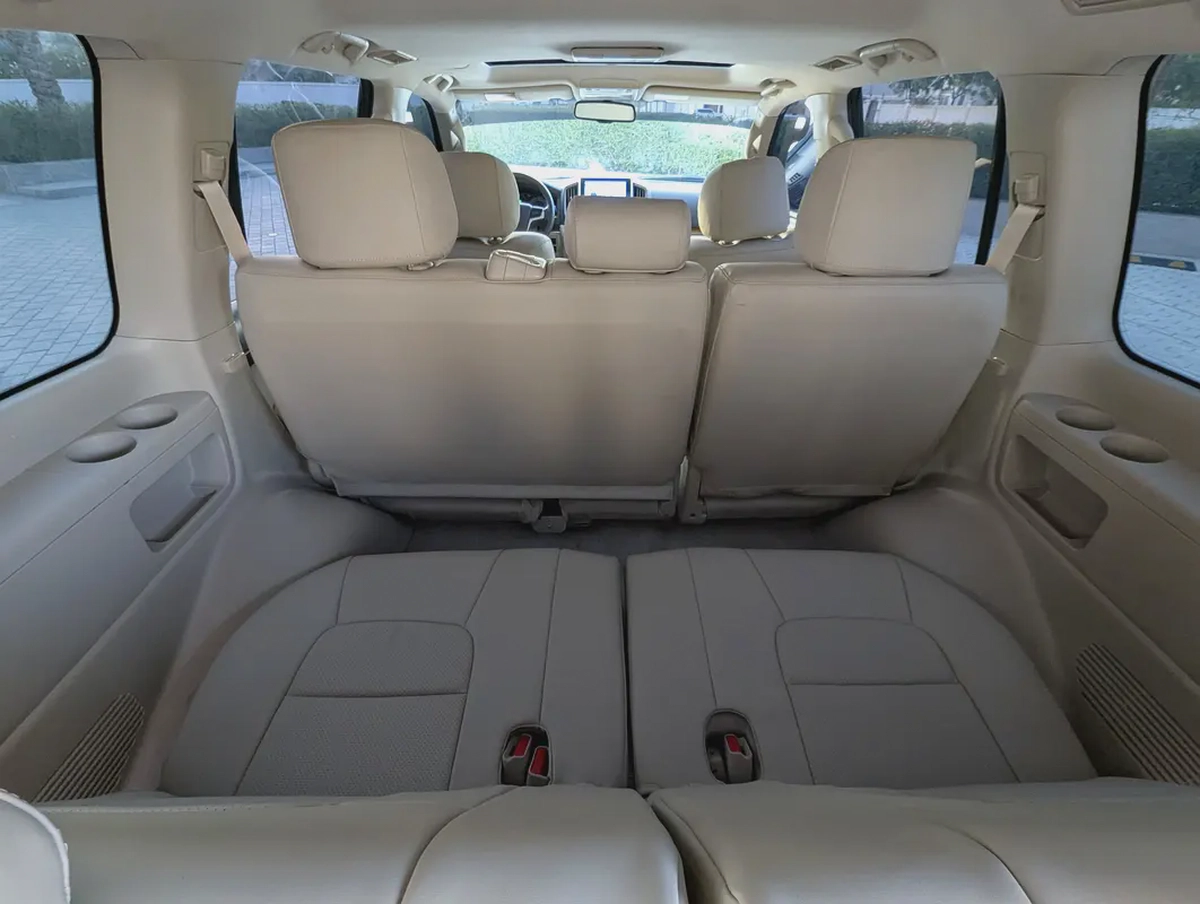 Toyota Land Cruiser 2018 GXR Top Full Option | GCC Specs | V8 4.6L |