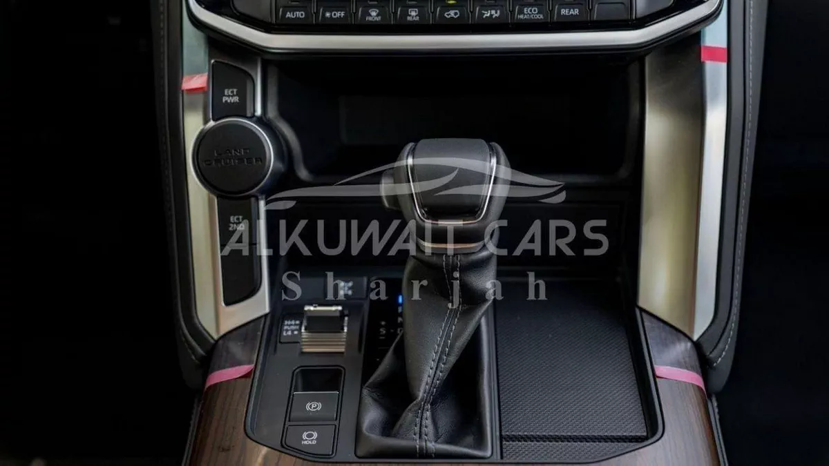 Toyota Land Cruiser GXR TOYOTA LAND CRUISER LC300 GXR 4.0P AT MY2025-7-0