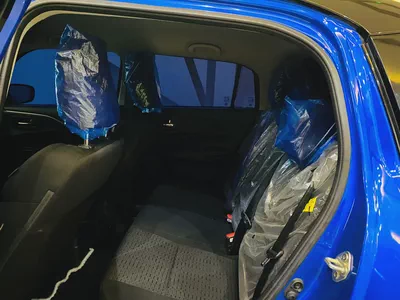 Brand New 2025 Suzuki Swift GLX - GCC Specs -39 Mileage-12