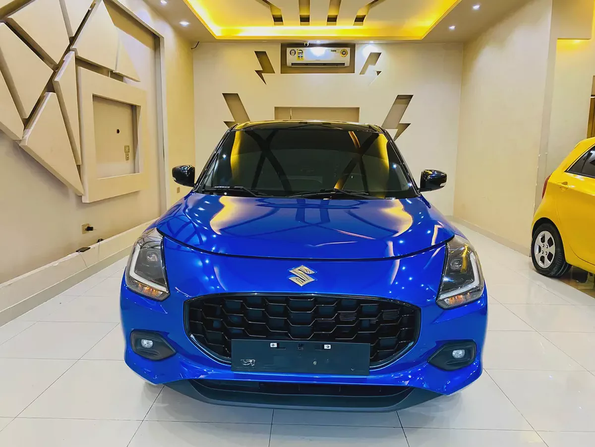 Brand New 2025 Suzuki Swift GLX - GCC Specs -39 Mileage-16-16