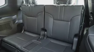 Toyota Land Cruiser GXR 3.5 Hybrid 2026 GCC Specs-14