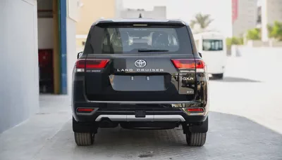 Toyota Land Cruiser GXR 3.5 Hybrid 2026 GCC Specs-3