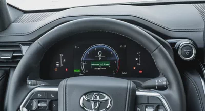 Toyota Land Cruiser GXR 3.5 Hybrid 2026 GCC Specs-6