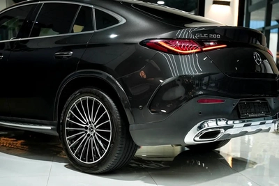 Glc 200 AMG-11