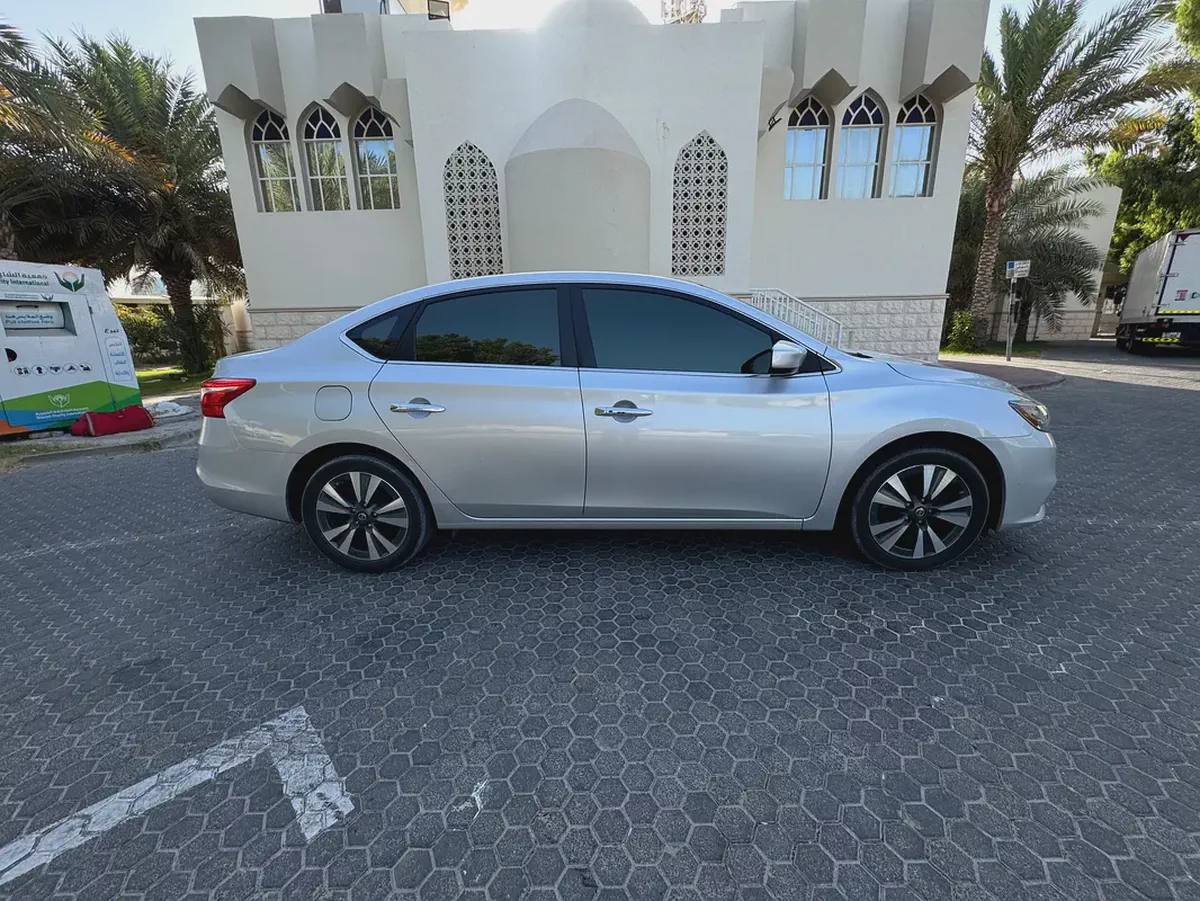 SV 2019 - top options sunroof NO1 perfect condition-2-2