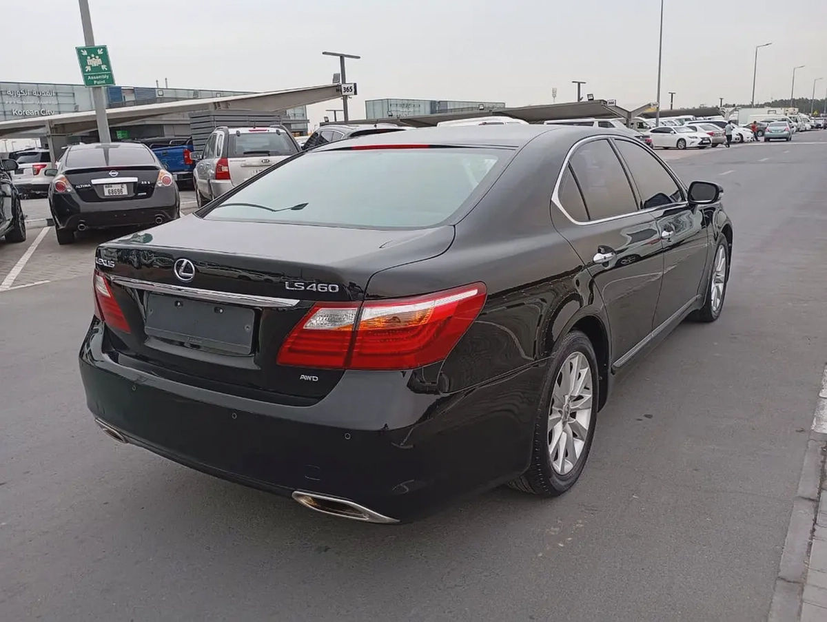 Lexus LS-Series LS 460 Platinum-4-4