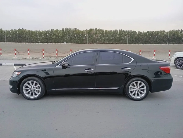 Lexus LS-Series LS 460 Platinum
