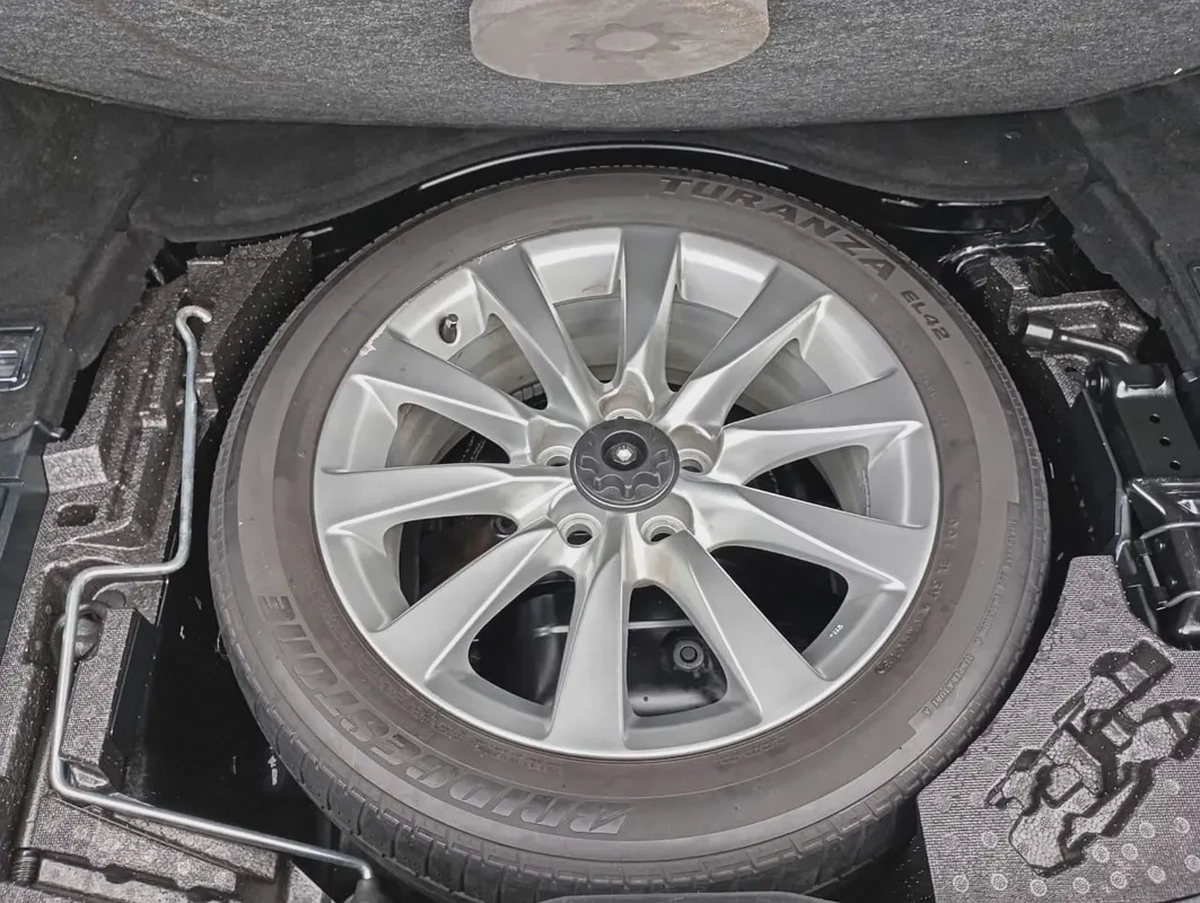 Lexus LS-Series LS 460 Platinum-17-17
