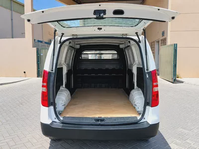 2016 Hyundai H1 GL GCC Specs-4