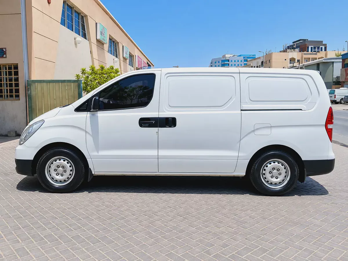2016 Hyundai H1 GL GCC Specs-1-1