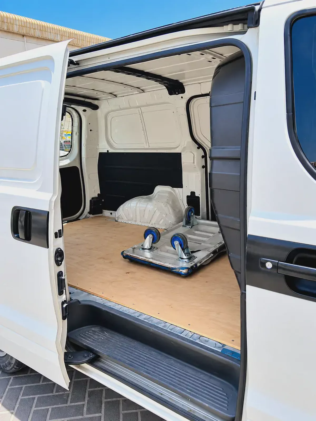 2016 Hyundai H1 GL GCC Specs-5-5